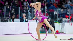 aurora fano dellafelice giulia   cerchio sfe06850 copia simone ferraro ph copia